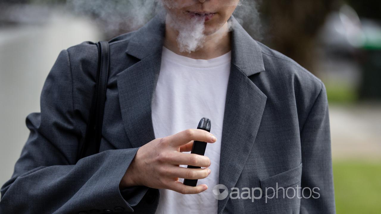 A person vaping