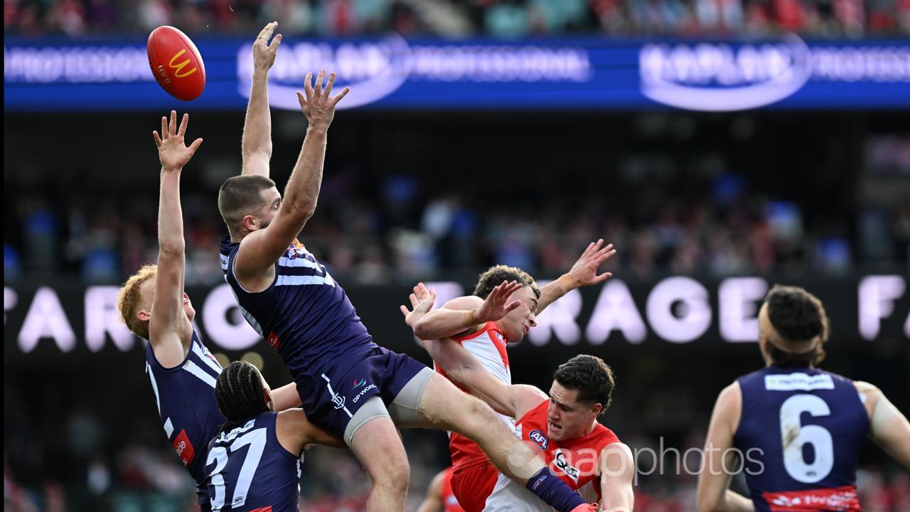 Action from Sydney's loss to Fremantle. 